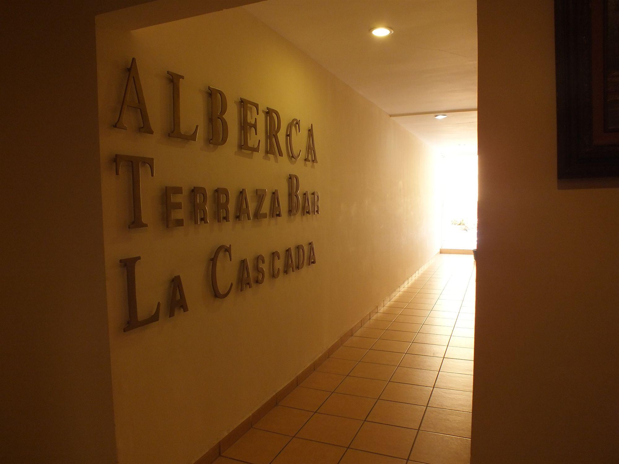 Hotel Rincon Real Suites Durango Exterior foto