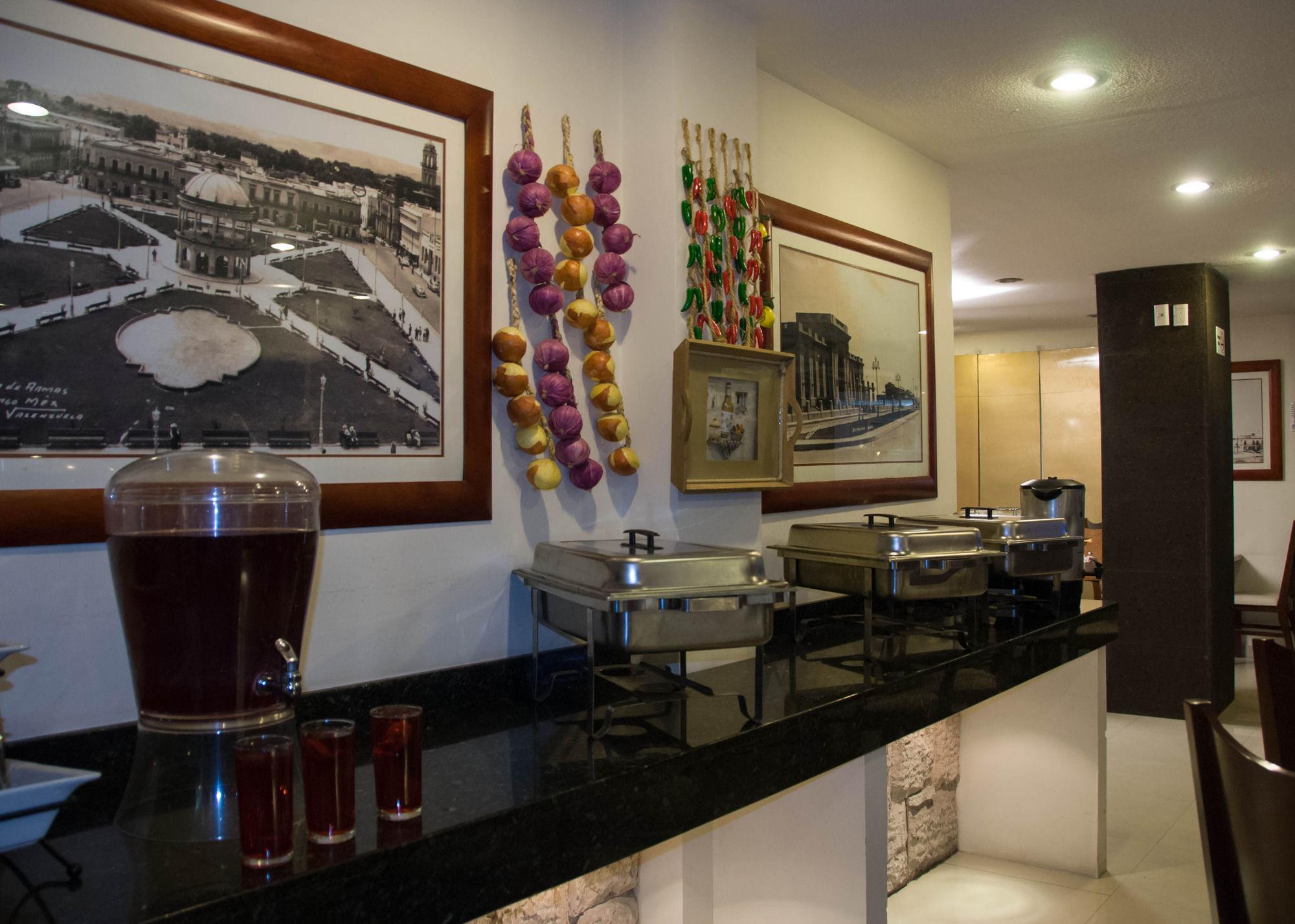Hotel Rincon Real Suites Durango Exterior foto