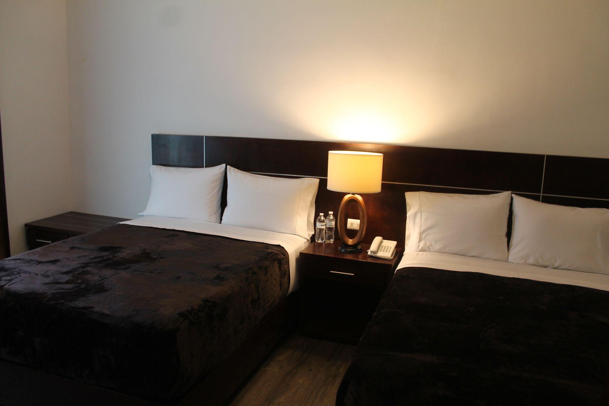 Hotel Rincon Real Suites Durango Exterior foto