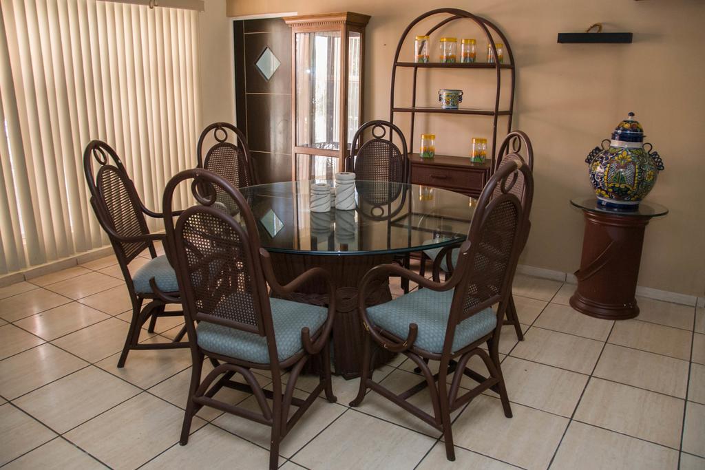 Hotel Rincon Real Suites Durango Exterior foto